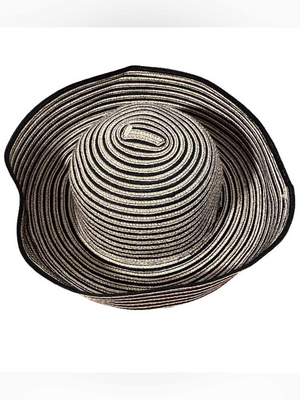Vintage St. John’s Bay striped cream and black coastal floppy brim beach sunhat